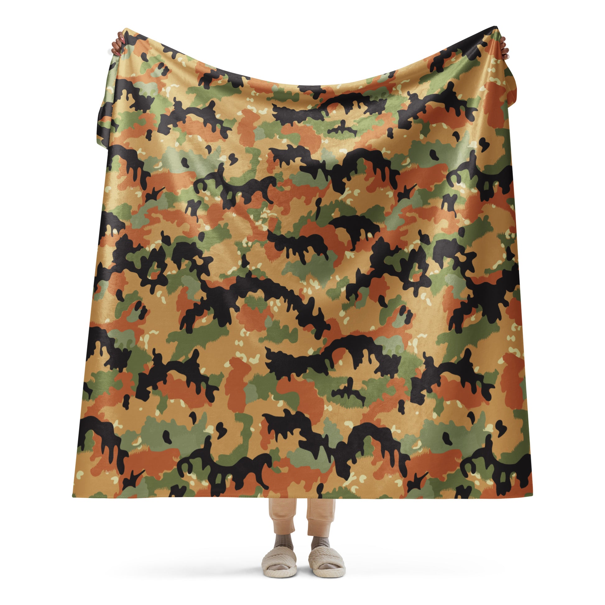 Leibermuster Camo Sherpa Blanket – 60” × 80”