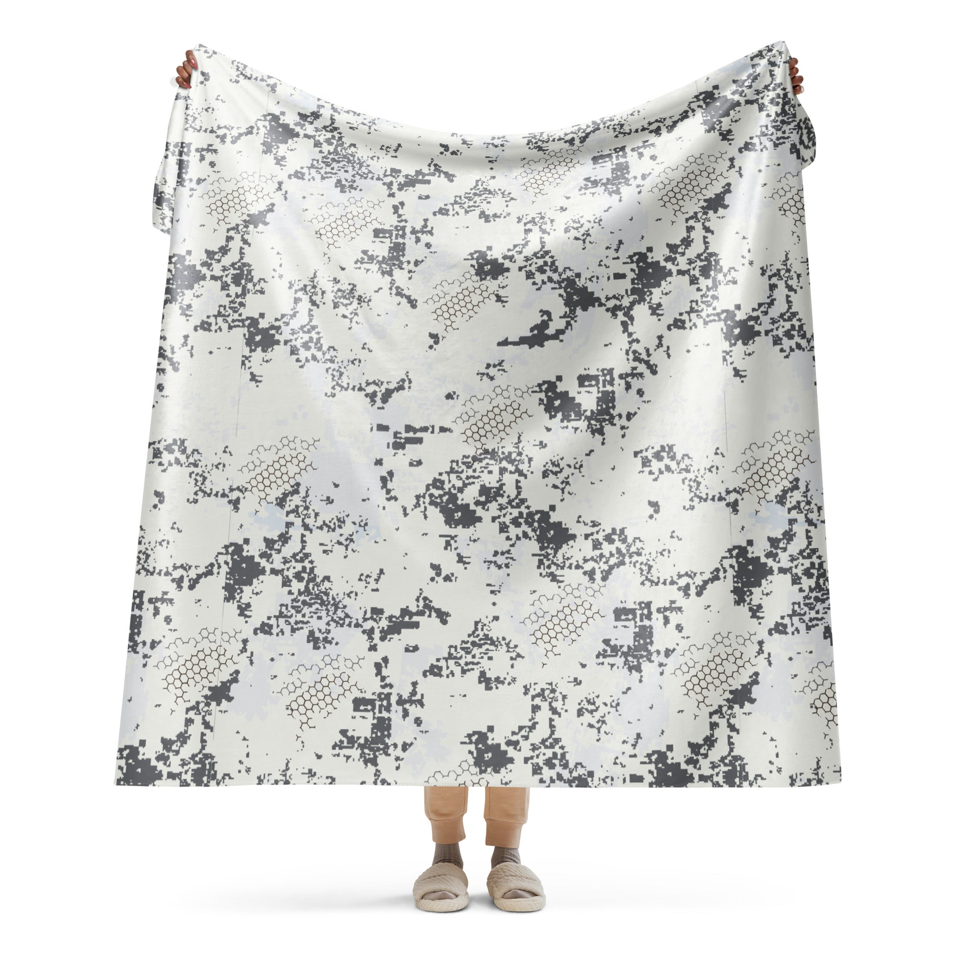 BlindTech Snow Camo Sherpa Blanket