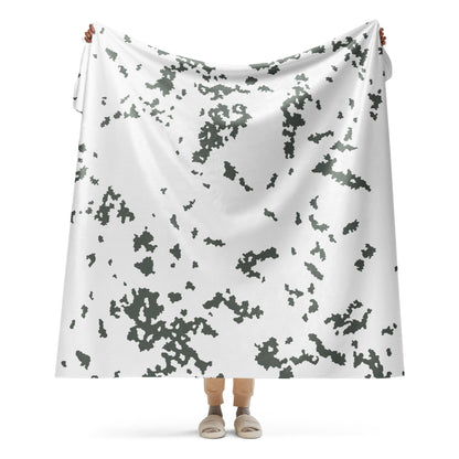 Finnish Lumikuvio M05 Snow Camo Sherpa Blanket