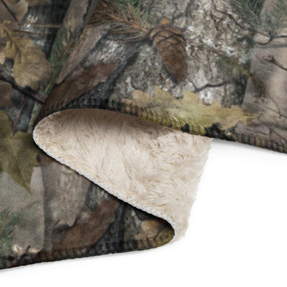 Blind Max HD Camo Sherpa Blanket – 60” × 80”