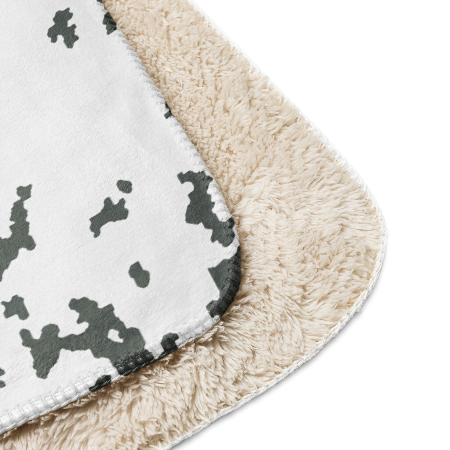 Finnish Lumikuvio M05 Snow Camo Sherpa Blanket