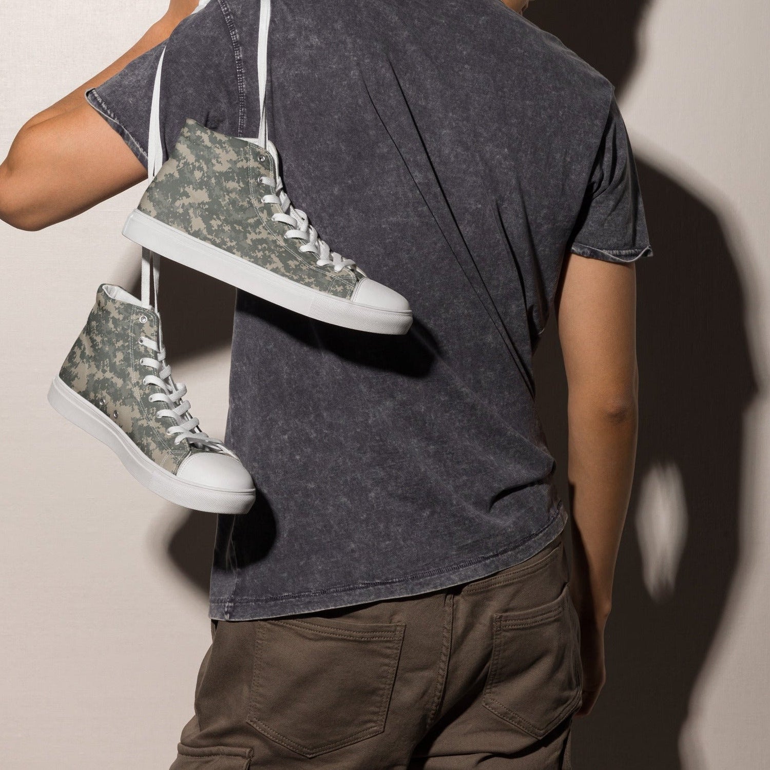 UCP Men’s Sneaker Hi - Concealing Coloration