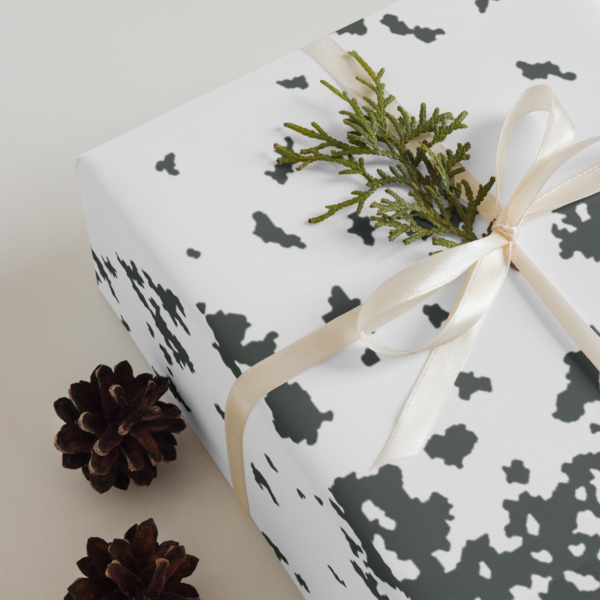 M05 Snow Camo Wrapping Paper